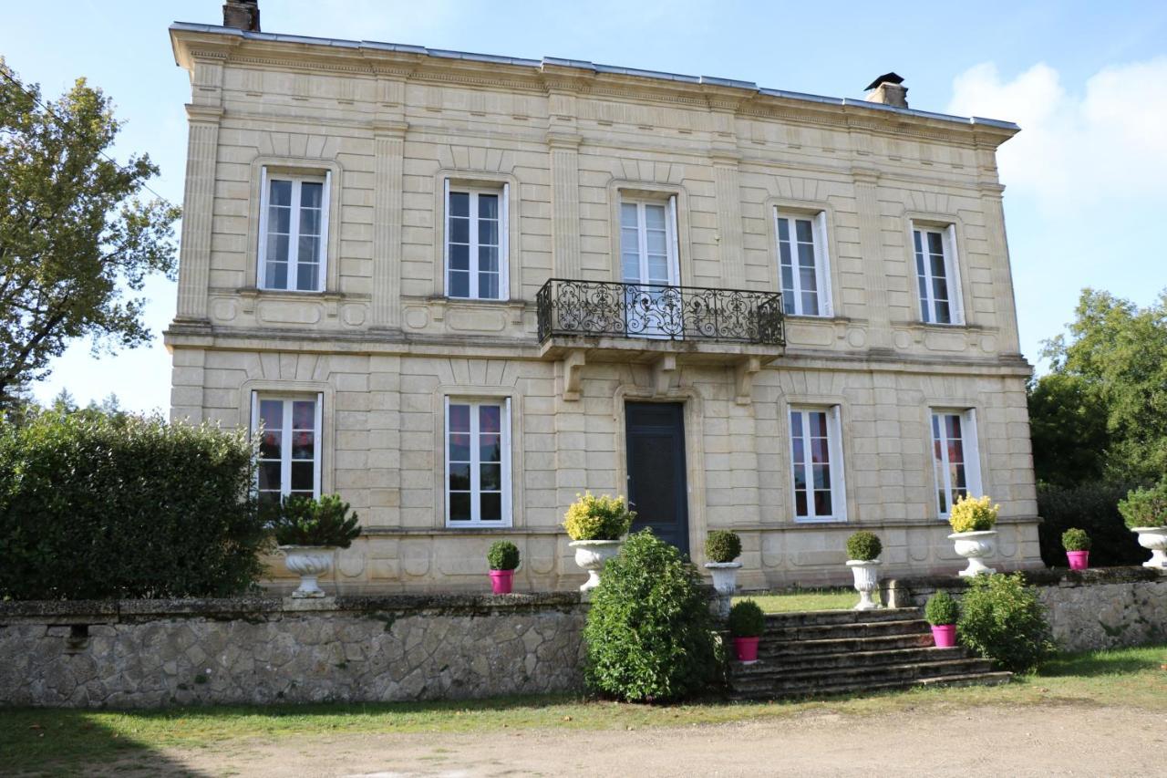 Domaine De La Hure Saint-Symphorien  Exterior photo
